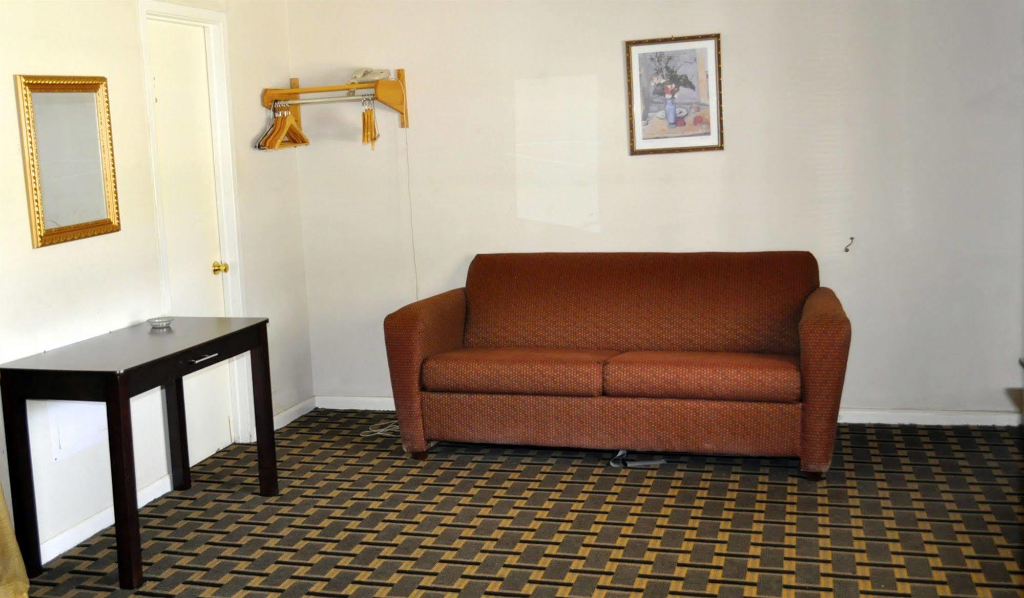 Andrews Motor Inn Kültér fotó